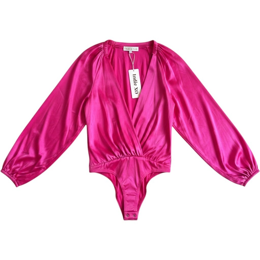Indie XO Hot Pink Satin Bodysuit Deep V Neck Balloon Sleeve Fuchsia Small NWT‎